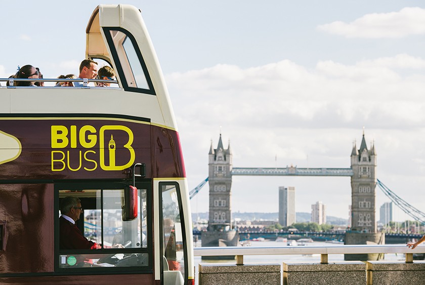 Hop-on-hop-off bus tour London